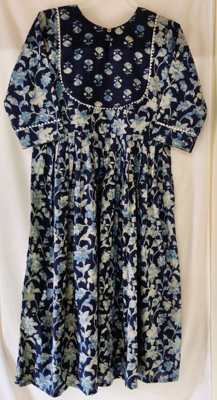 DARK BLUE FLORAL KURTA W LACE