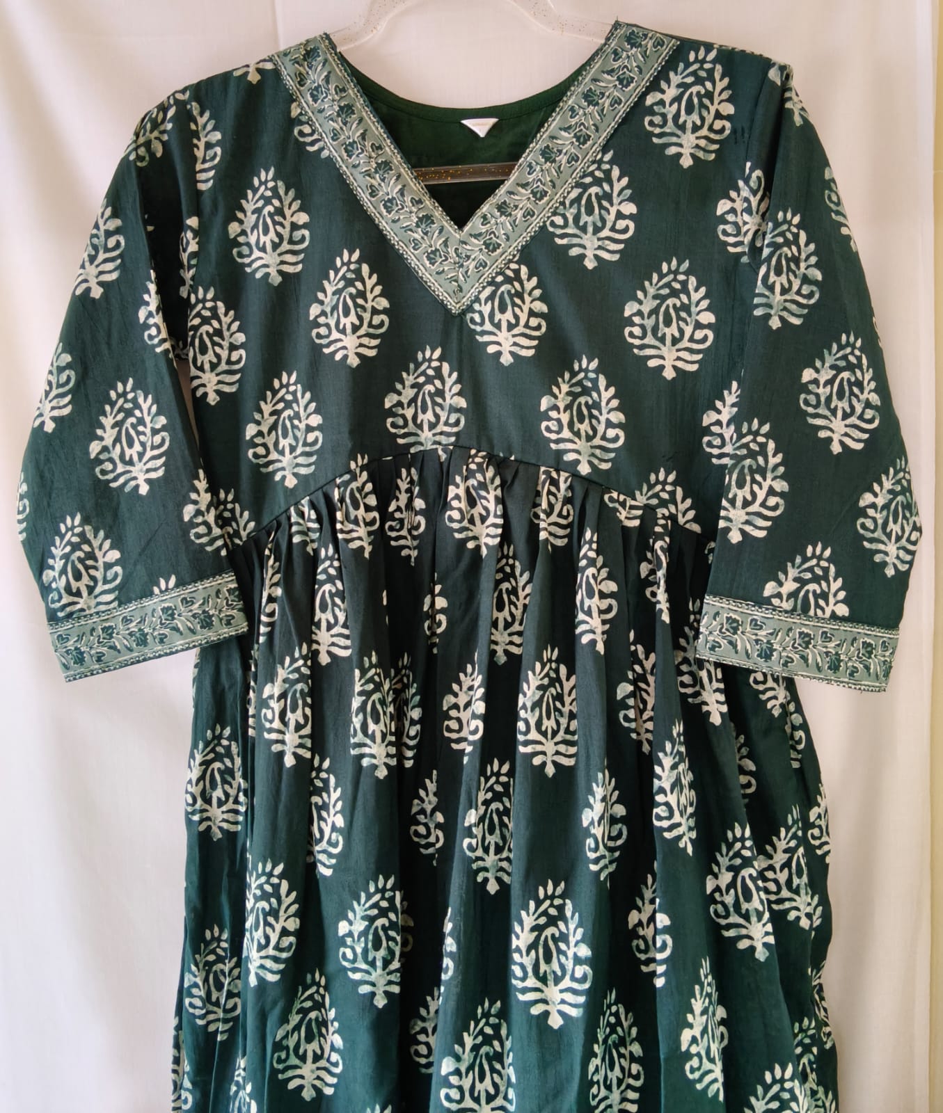 Dark Green Floral kurta w lining