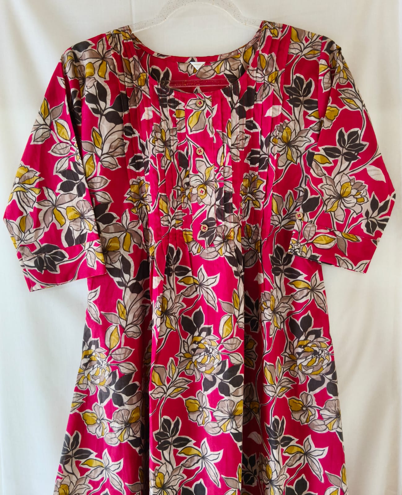 Rani Pink Pin Tuck Floral Kurta