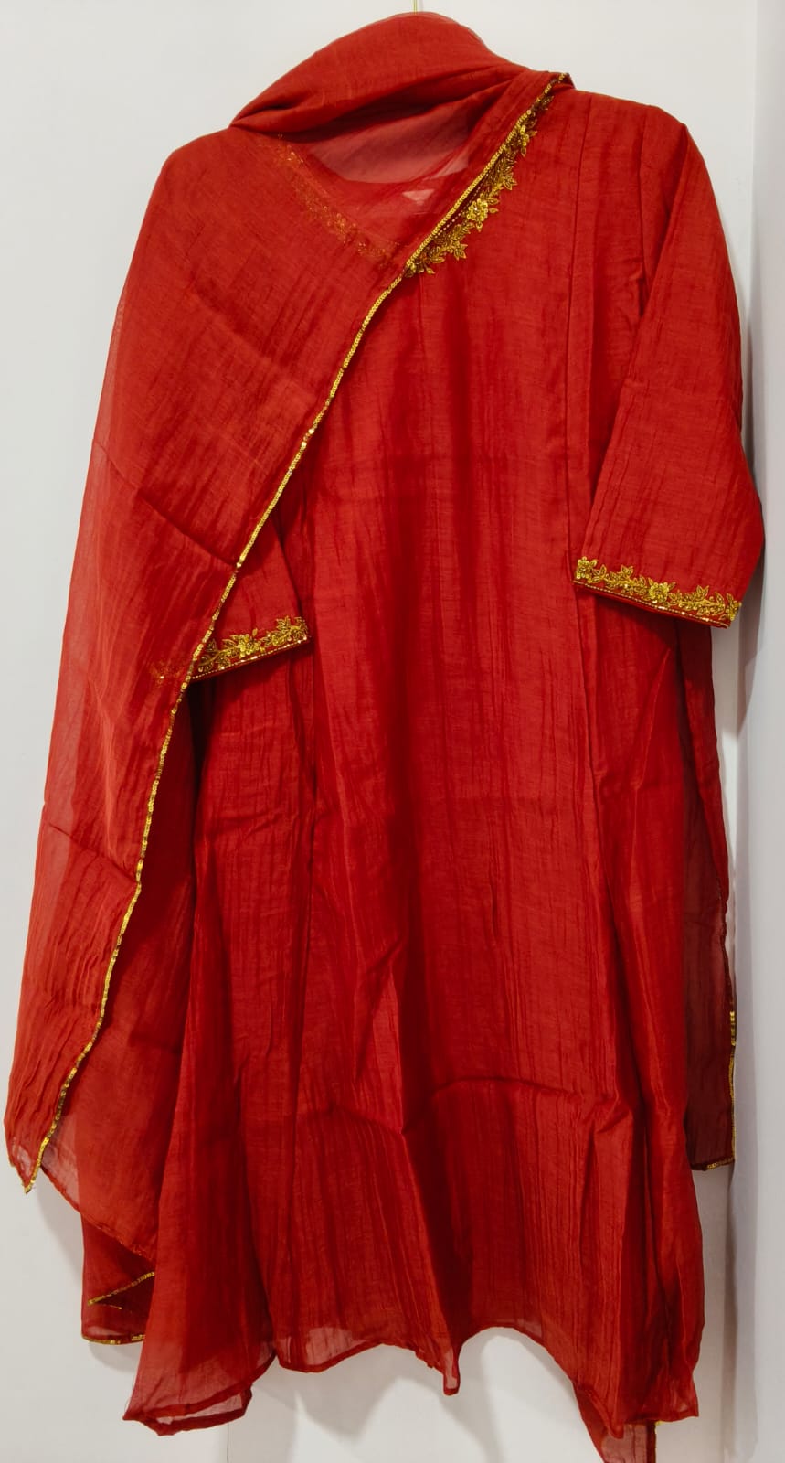 Festive Amber Red Mul Chanderi With Golden Zari & Sequin Work