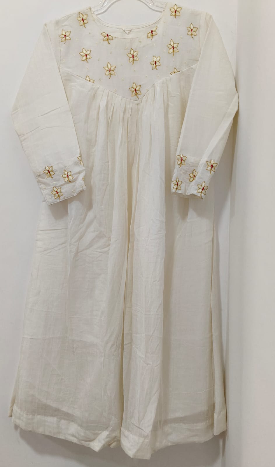 White Chanderi Coral Jasmine kurta