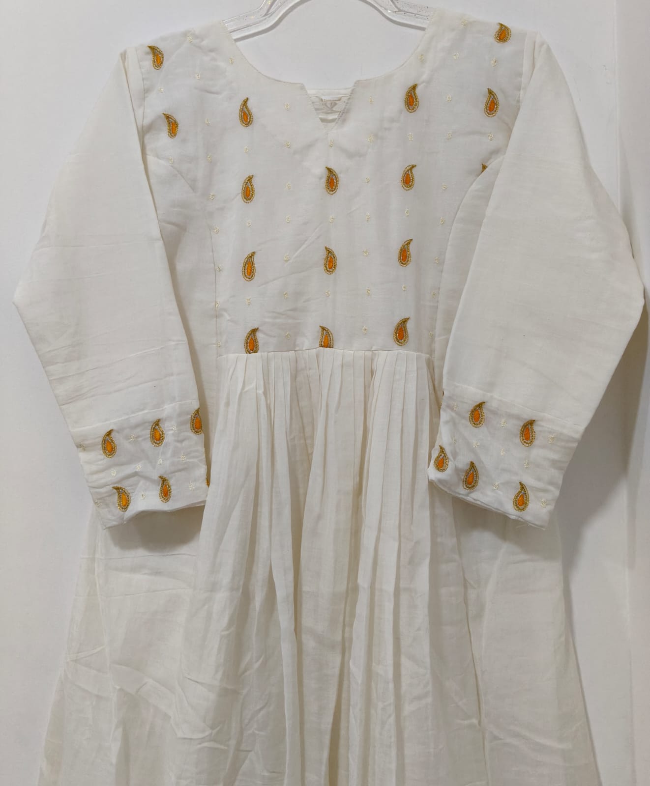 White Chanderi Paisley Yoke
