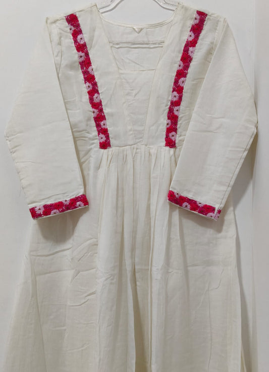 White Chanderi Silk cotton Daisy Kurta pink