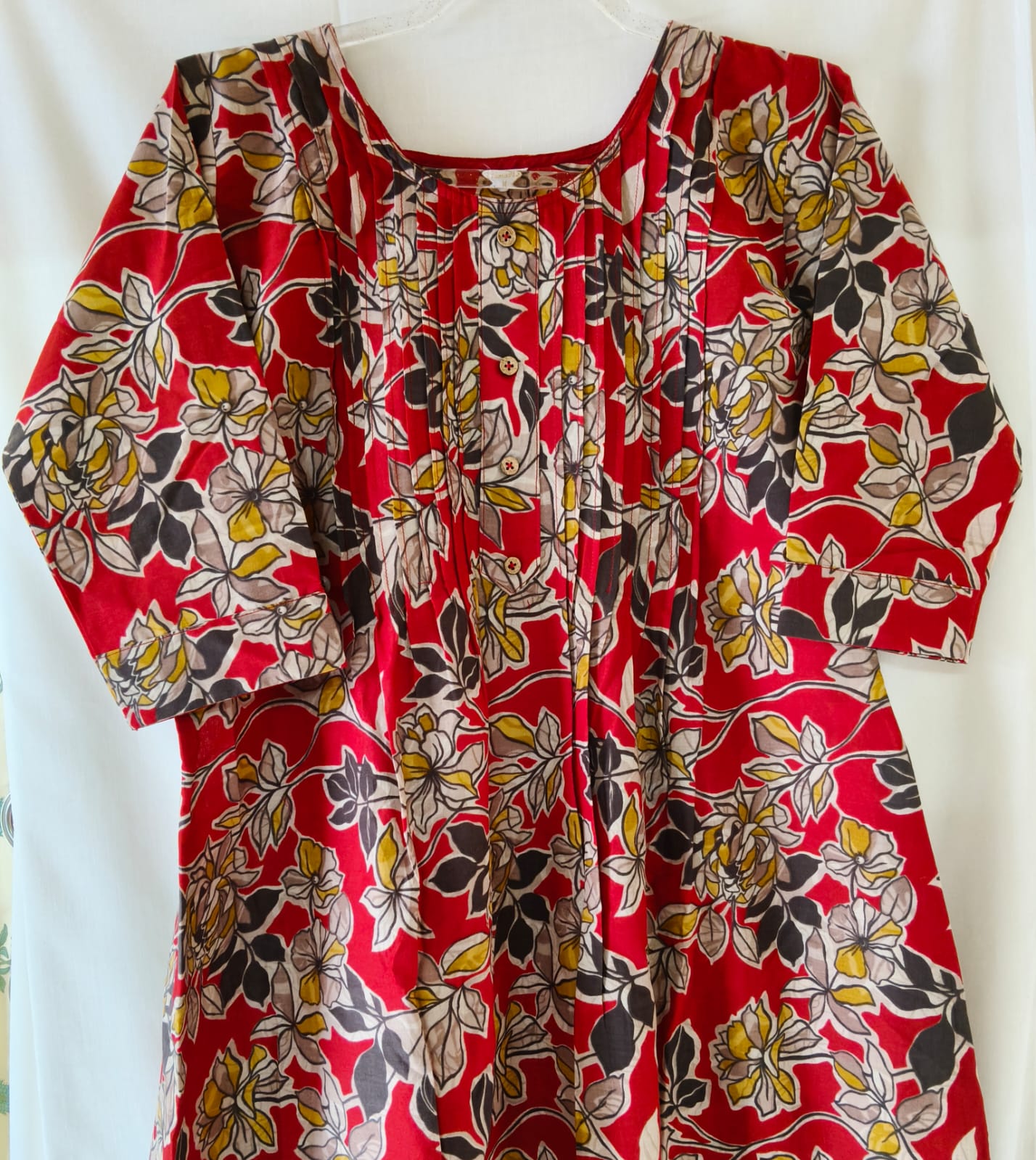 Red Floral Pintuck Kurta