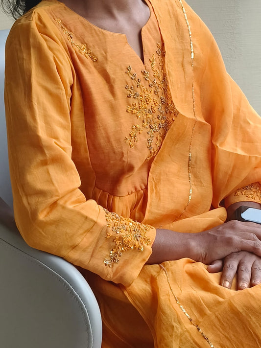 MANGO CHANDERI SAKURA WORK W SHAWL