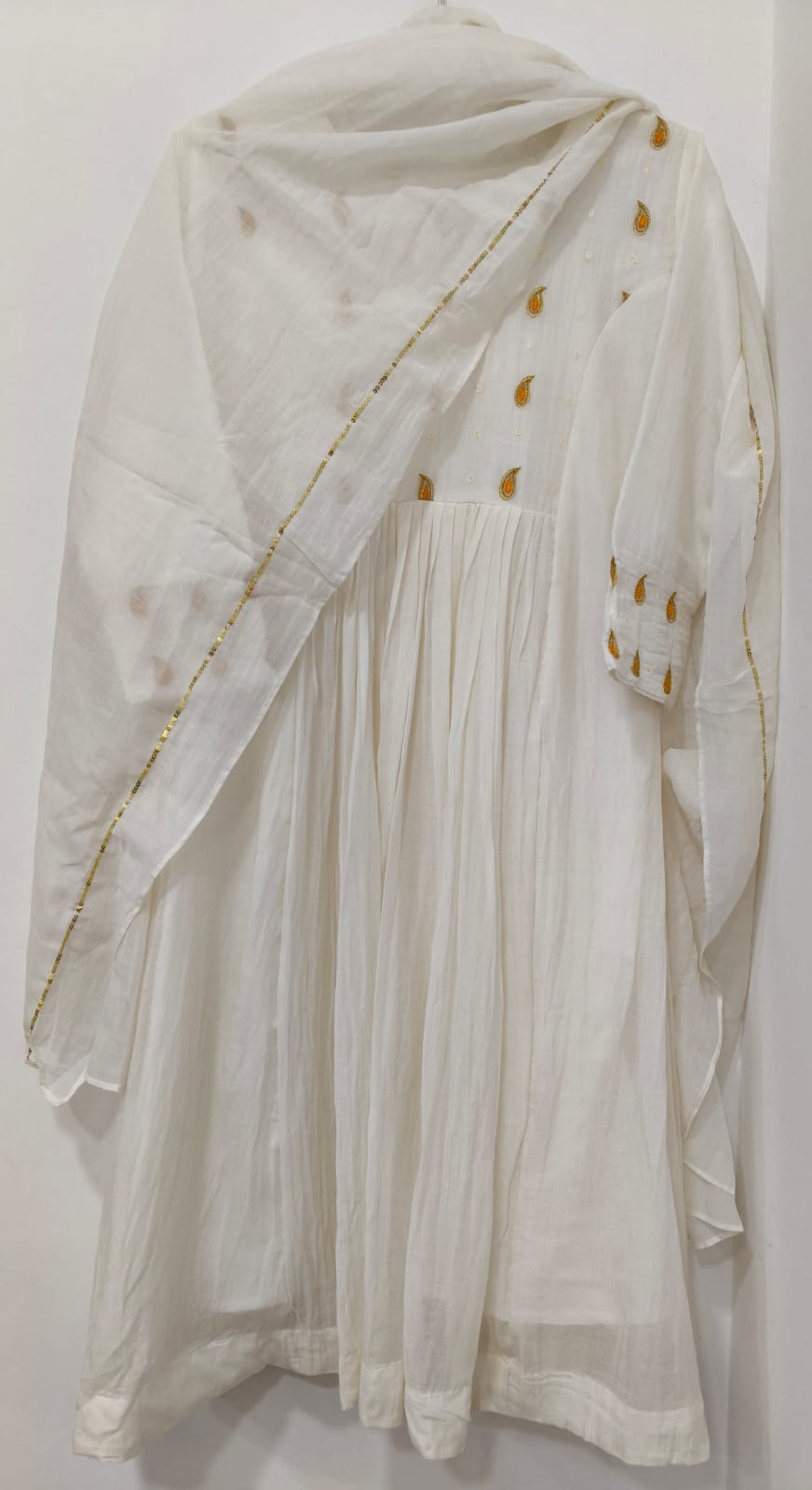 White Chanderi Paisley with Dupatta