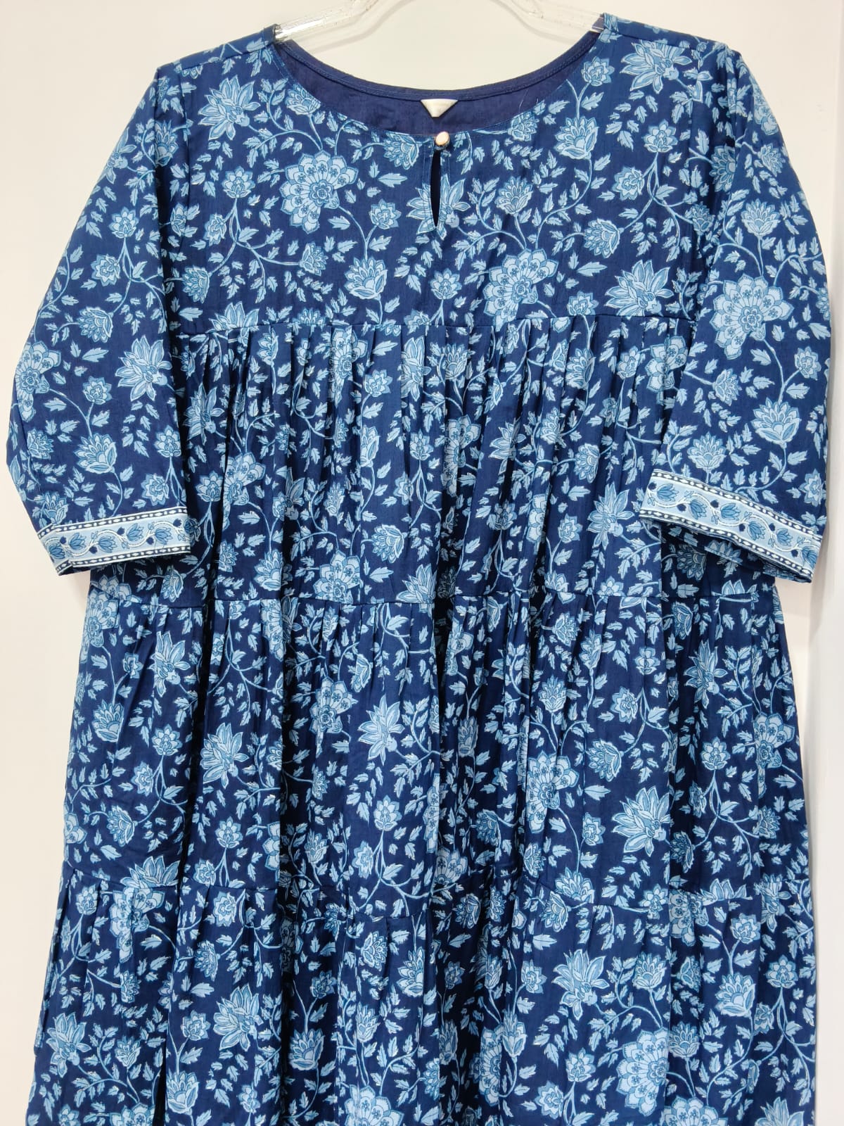 BLUE FLORAL SHORT YOKE W TIER KURTA