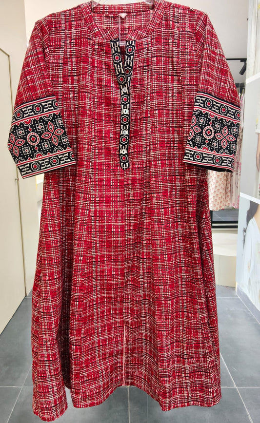 RED PANEL CUT CO ORD SET W OPEN BUTTONS