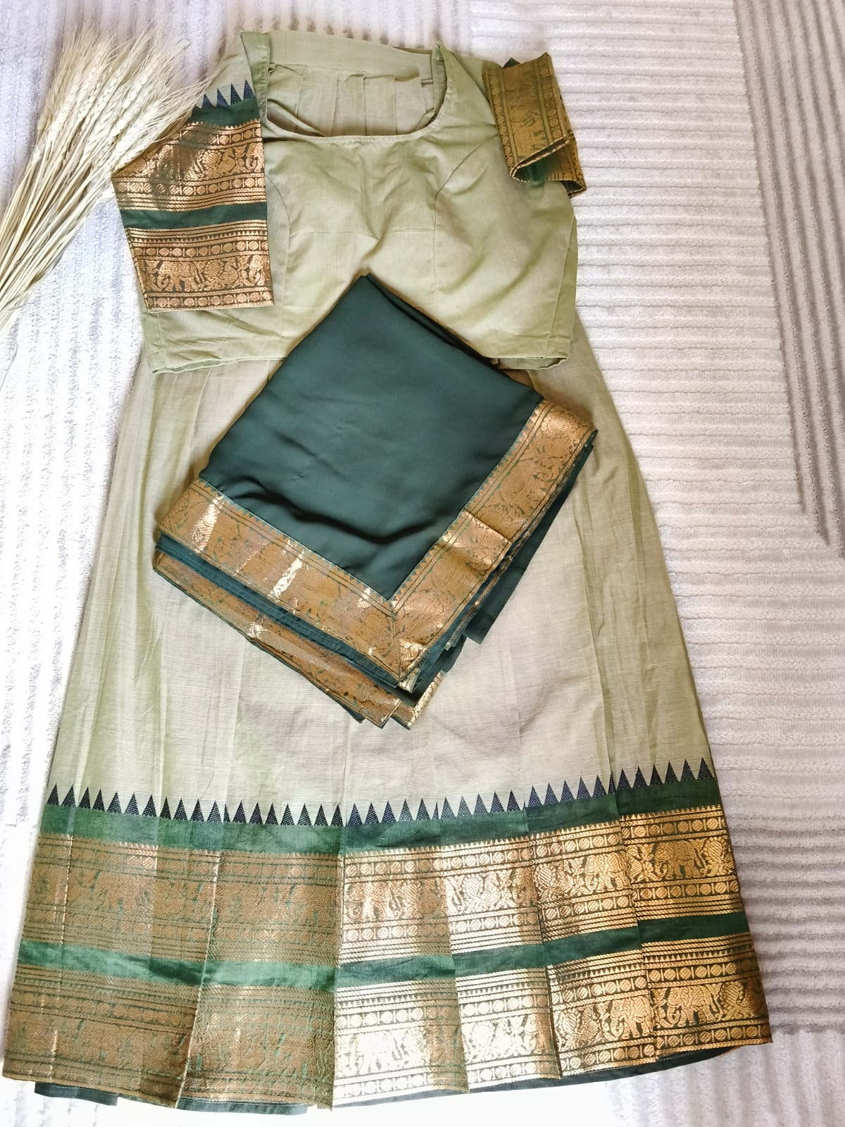 Dual Shade Light Green Half Saree with Golden Zari Dark Green Border With Dupatta