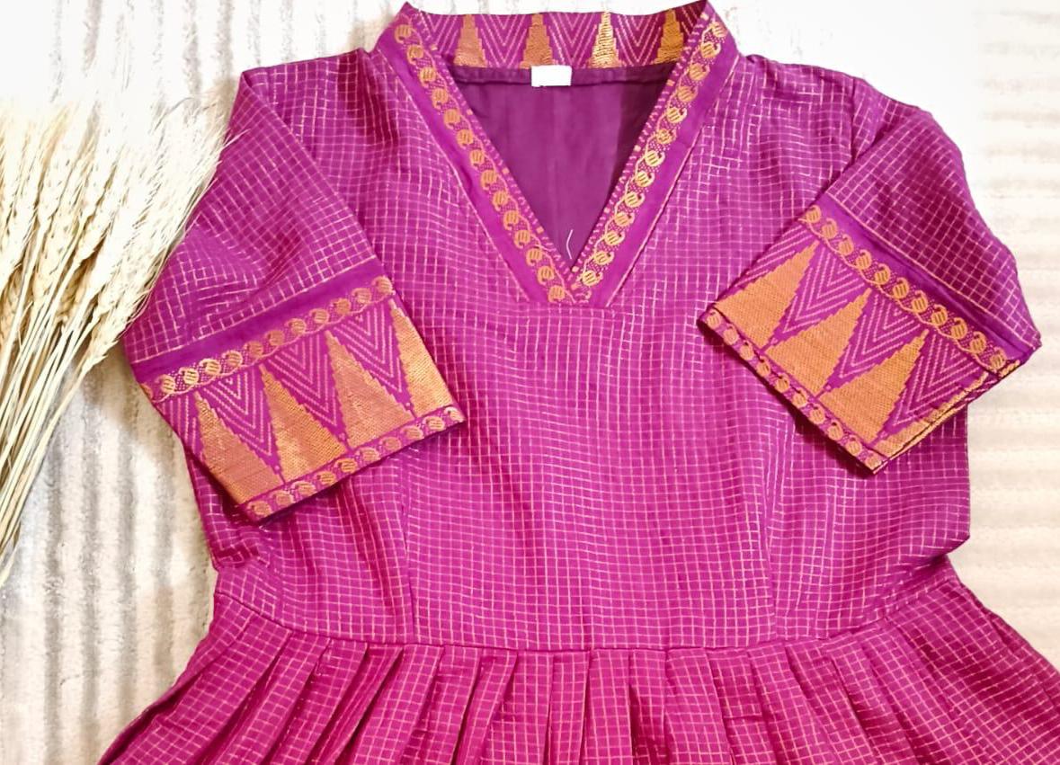 Royal Magenta with Temple Border-V Collar