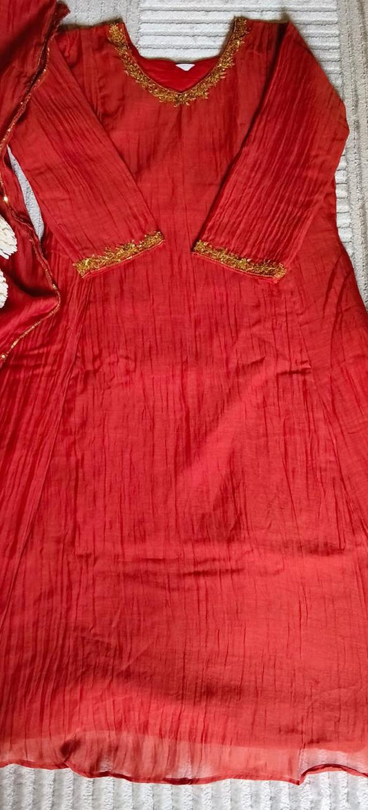 Festive Amber Red Mul Chanderi With Golden Zari & Sequin Work