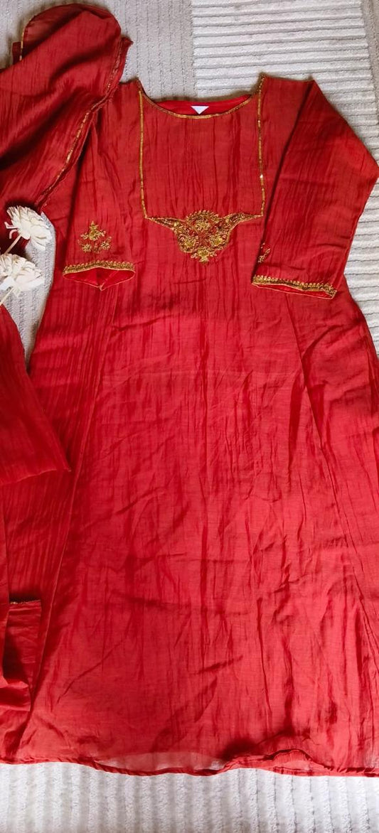Signature Festive Amber Red Chanderi Kurta With Golden Zari Sequin Work With Dupatta