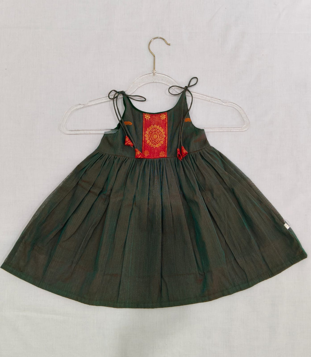 Emerald W Pink Border-Silk Cotton